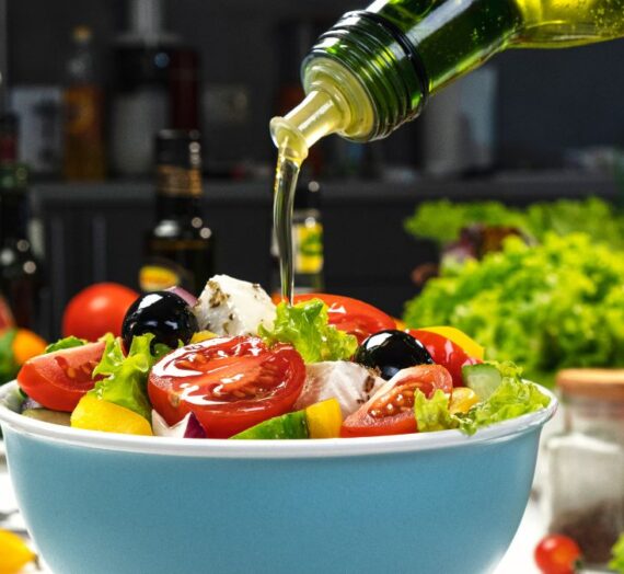 Beneficios del aceite de oliva en las ensaladas